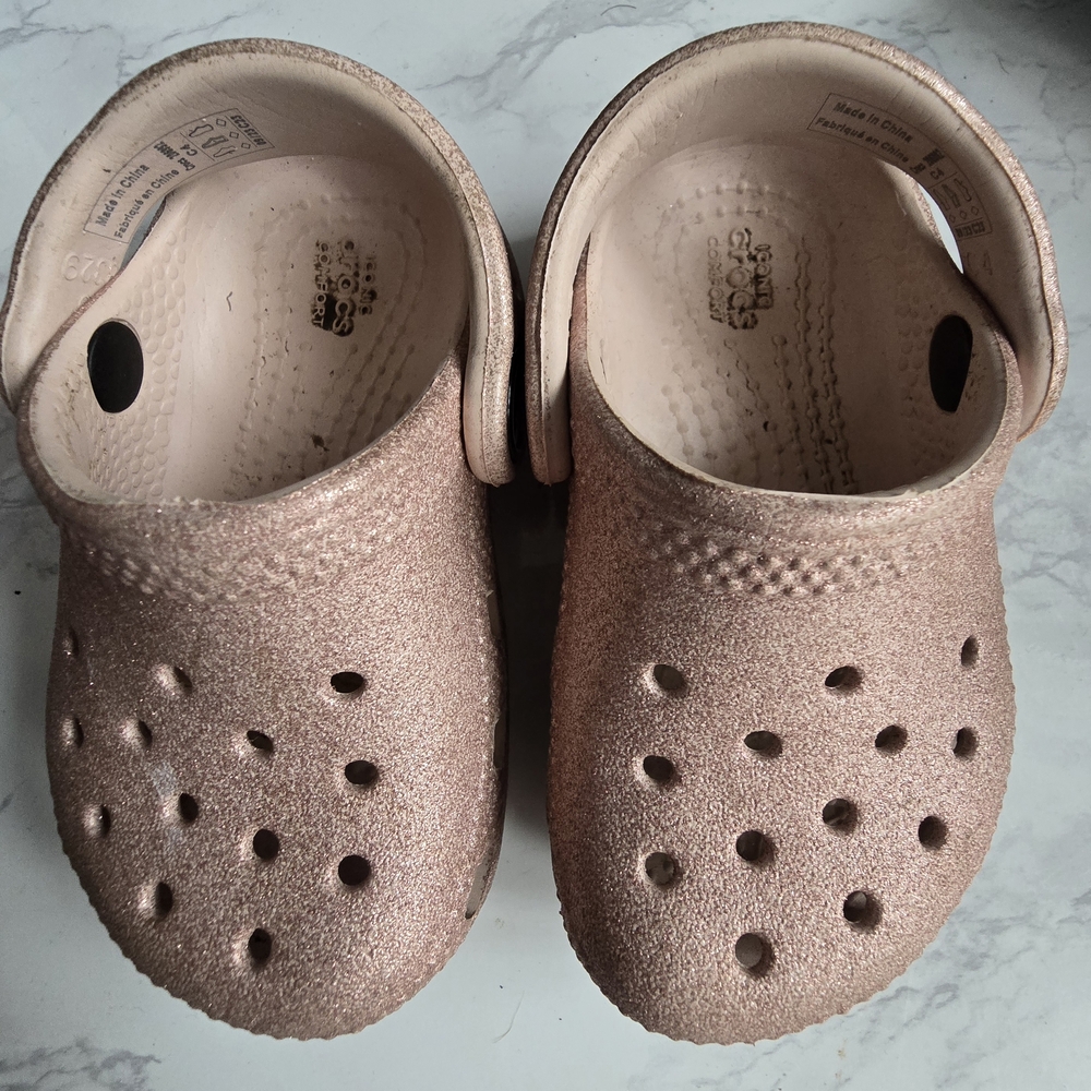 CROCS Gold Sandals with Ventilation and Pivoting Heel Strap